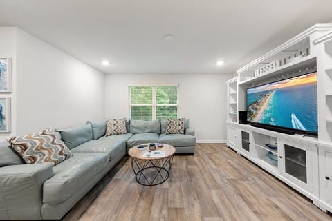 Spacious Coastal Beach Home 30A