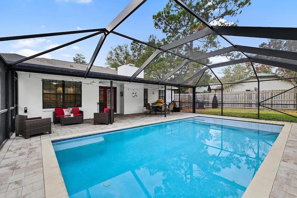 Private Pool | Sleeps 11 | Sunny Side Retreat | Bluewater Bay - Niceville