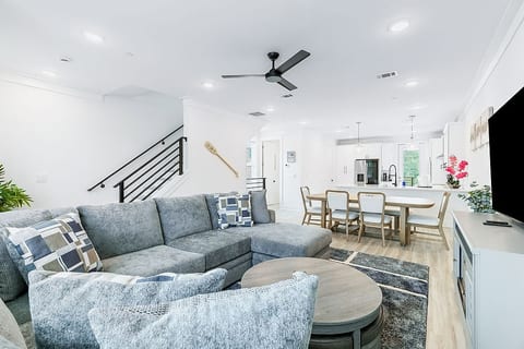 Near the Bay | Sleeps 10 | Blue Eden Villa | Santa Rosa Beach