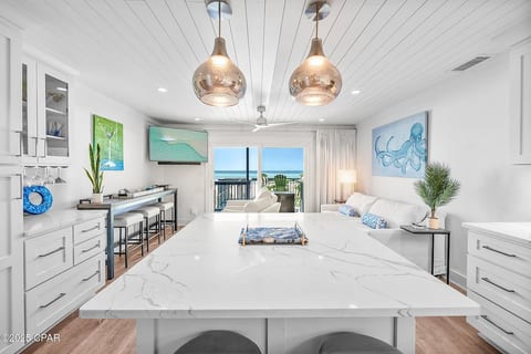 Beachfront | Sleeps 8 | Mystic Mermaid | Updated | Panama City Beach