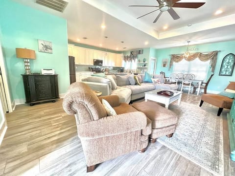 Walk to Beach | Two Fins Up | Private Pool | Golf Cart | Panama City Beach