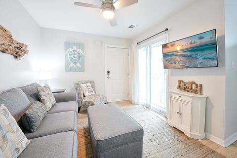Pool | Walk to Beach | Salt & Seagrove | Tennis | Seagrove