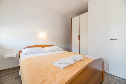 Apartments Dekanić Dalibor - Unit 209026-5