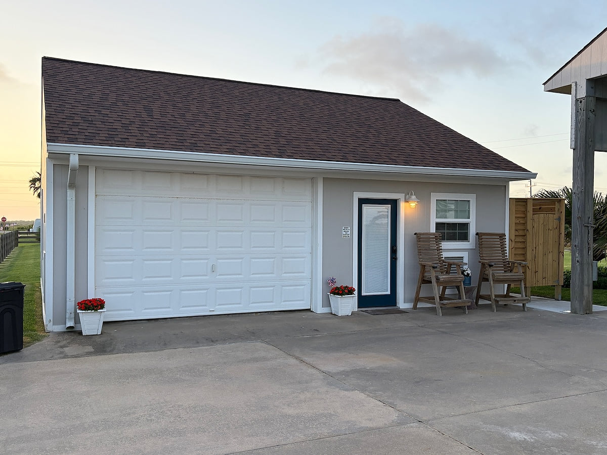 The Barefoot Bungalow image 1