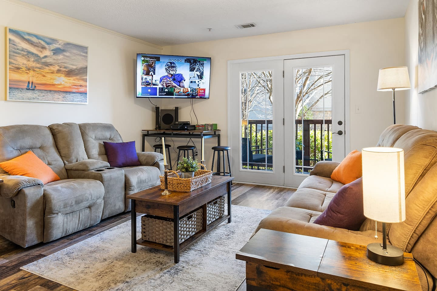 Lakeside Clemson Condo | 4K TV | Xbox | Queen Beds