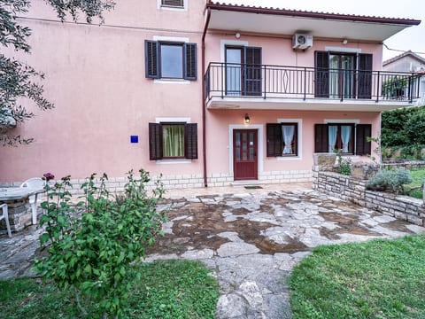 Villa MARIETTA - Unit 205268-5