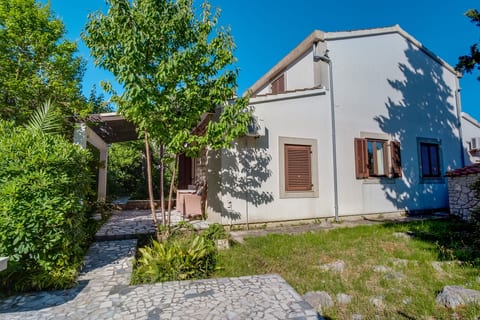 Apartment Mira - Unit 208953-5