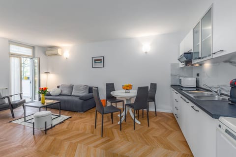 Apartment Mima - Unit 209177-5