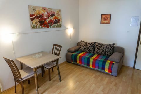 Apartments Petrica Jurandvor - Unit 377038-13