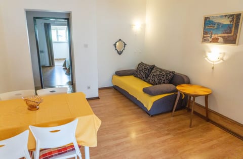 Apartments Petrica Jurandvor - Unit 377041-13