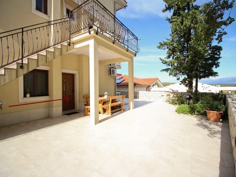 Apartments Ivanka - Unit 51864-61