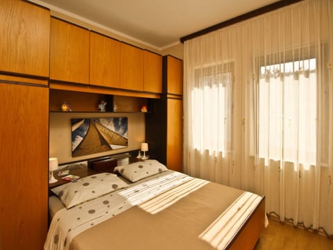 Apartments Ivanka - Unit 51865-61