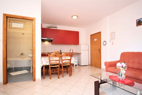 Apartments Lucijana - Unit 54099-61