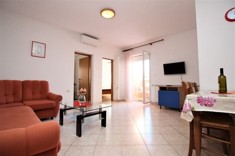 Apartments Lucijana - Unit 54099-61