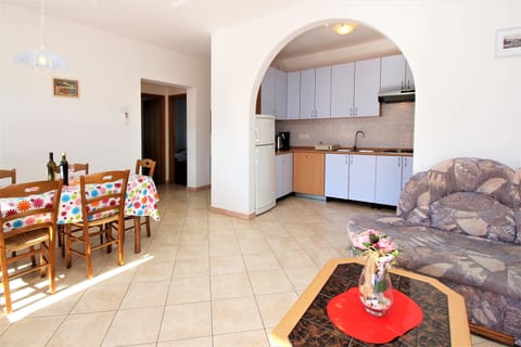 Apartments Lucijana - Unit 54100-61