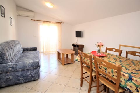 Apartments Lucijana - Unit 54104-61
