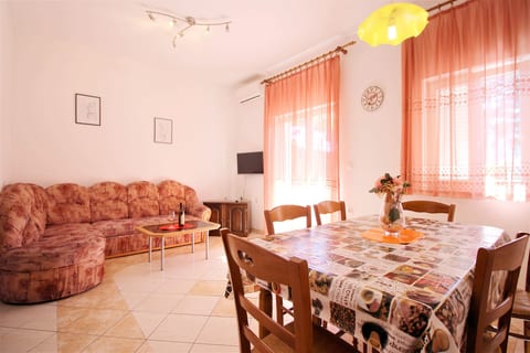 Apartments Lucijana - Unit 54106-61
