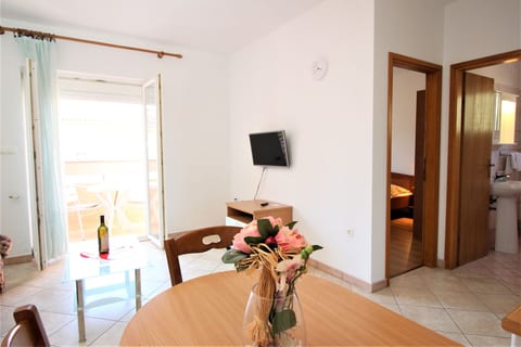 Apartments Lucijana - Unit 54107-61