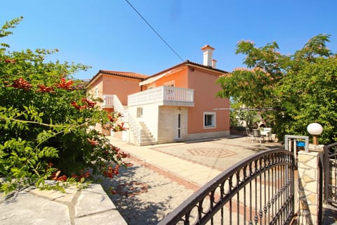 Apartments Radosna - Unit 54419-61
