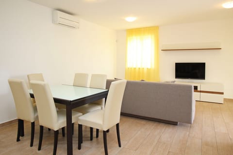 Apartments Smojver - Unit 126132-15