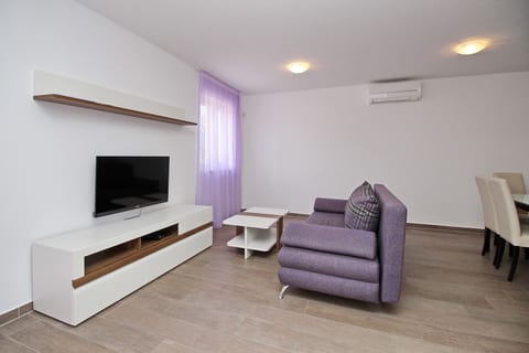 Apartments Smojver - Unit 126144-15