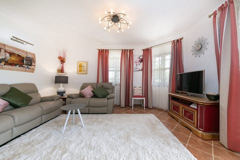 Villa Shirin - Unit 209845-5