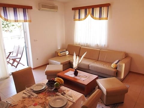 Apartments Tomislav - Unit 47015-61