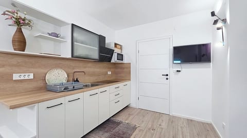 Apartments Karamarko - Unit 54083-61