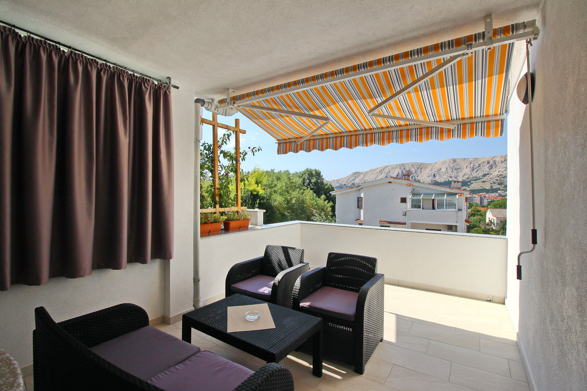 Apartments Karamarko - Unit 54083-61