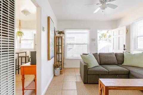Fresh air and natural light make this place extra cozy. 