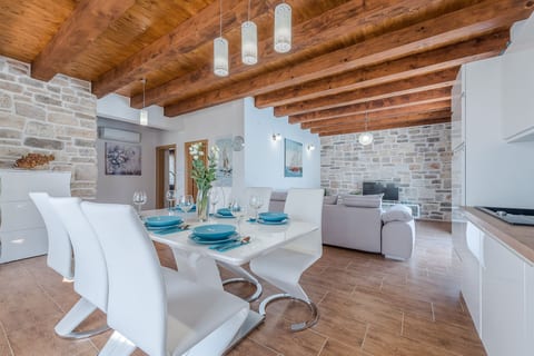 Villa Azzura - Unit 180524-5