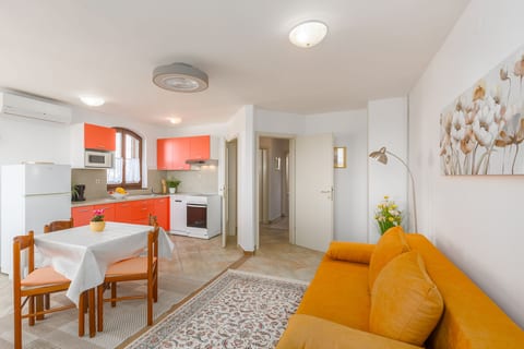 Apartment Residence Livija 4 s bazenom - Unit 370490-13