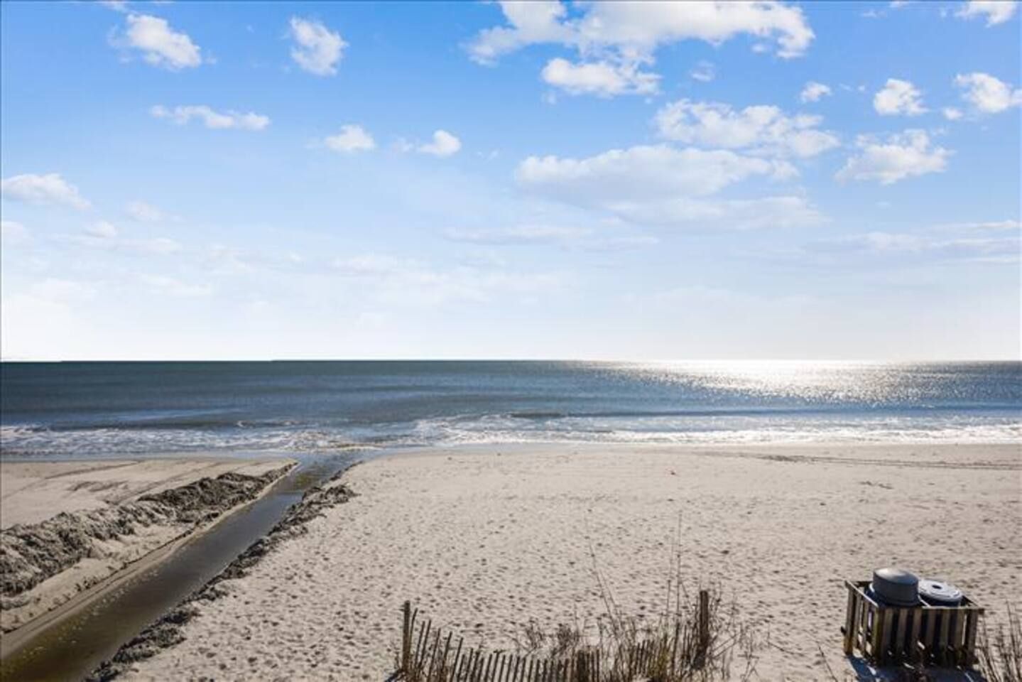 Direct Oceanfront-Sleeps 16-Private Pool