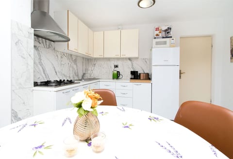 Apartments Mirkovic - Unit 378200-13