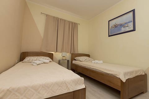 Apartment Armina - Unit 378202-13
