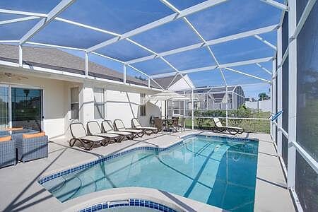Disney Family Villa South Facing Pool