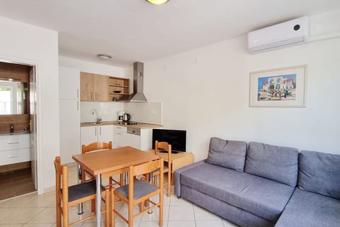 Apartments Lovinčić - Unit 369774-13