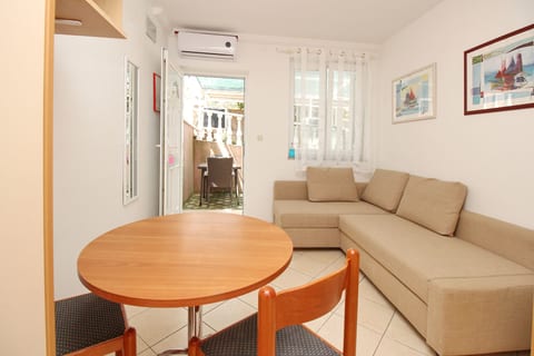 Apartments Lovinčić - Unit 369776-13