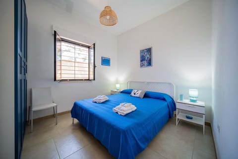 (Torre Borraco)Access to the Sea-Parking-Barbeque
