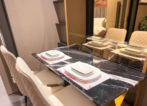 Newly Built 1BR Modern Luxury Condo