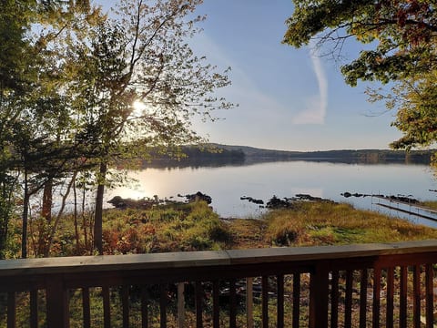 Lakefront Ice Fishing Retreat | 15m to Bangor |