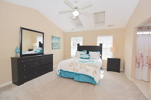 ️Coastal Getaway️~Large Clean-n-Cozy 3Bdrm Home