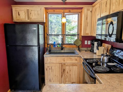 Kitchen with everything you need to cook as much (or as little) as you want