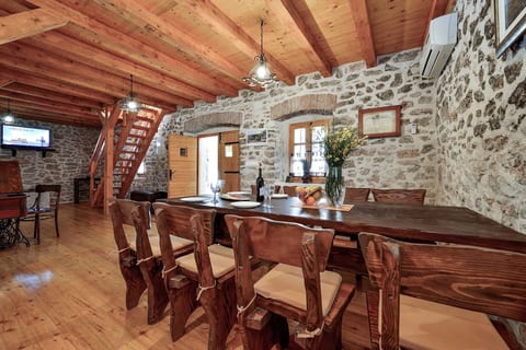 House Lupe - Unit 129906-5