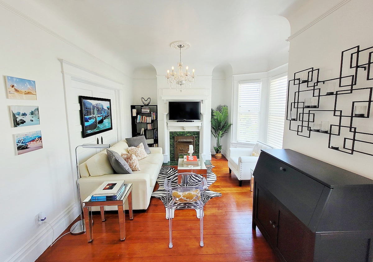 Living room with roll-up desk