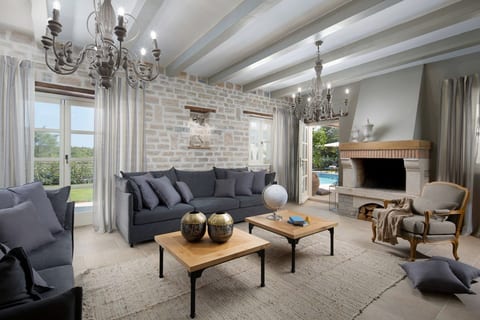 Villa Elena Exclusive - Unit 209900-5