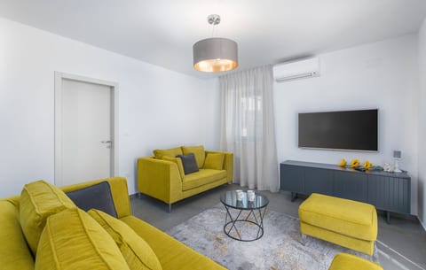 Villa Daniela s bazenom - Unit 209923-5