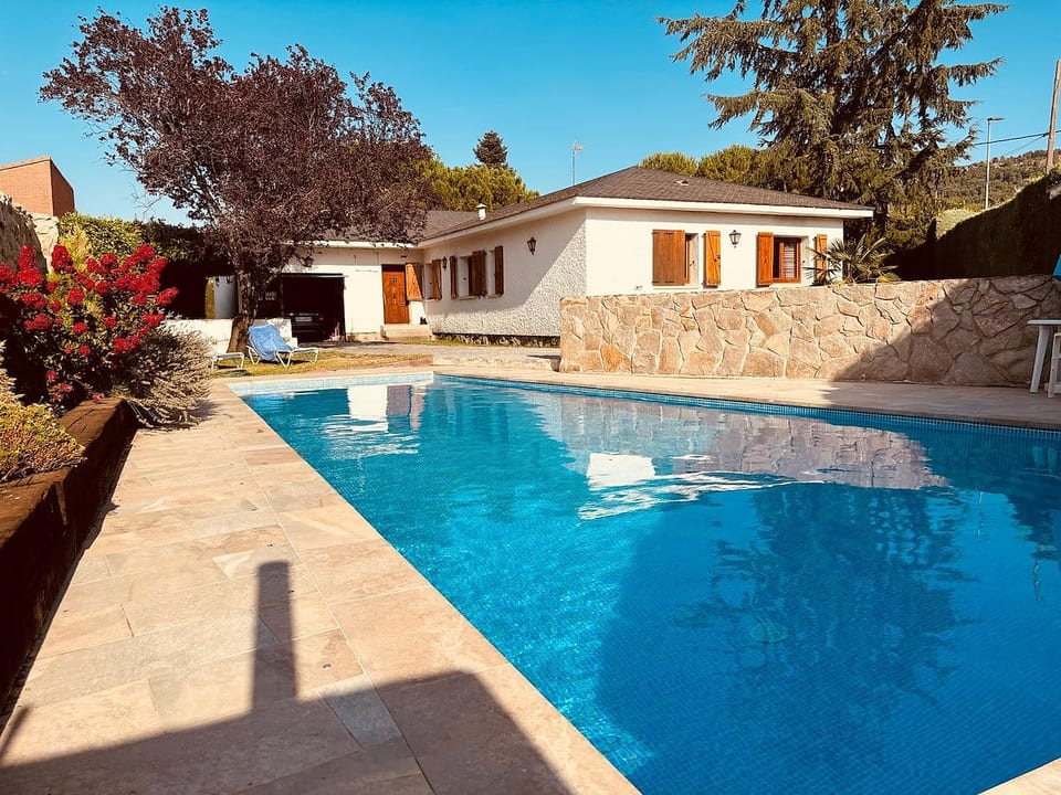 Regional Park Cuenca Alta Manzanares Chalet image 1