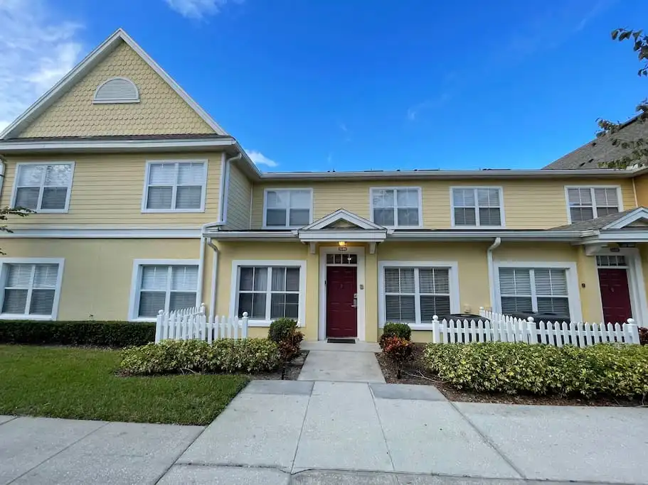 Charming Kissimmee Townhouse