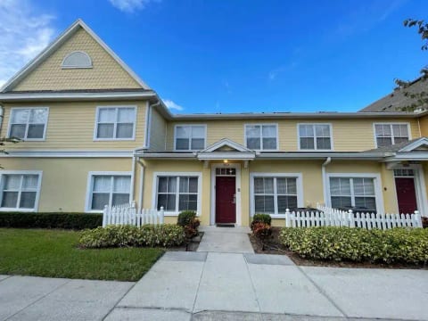 Charming Kissimmee Townhouse